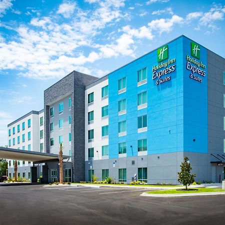 Holiday Inn Express & Suites Pensacola Airport North - I-10 By Ihg Ferry Pass Buitenkant foto